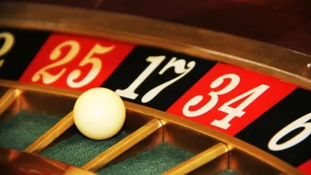 Силовикам и чиновникам в РК собираются запретить посещать казино