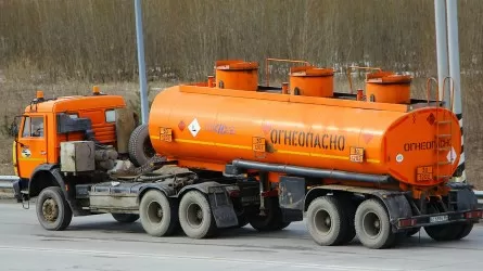 612 раз пытались незаконно вывезти нефтепродукты из Казахстана