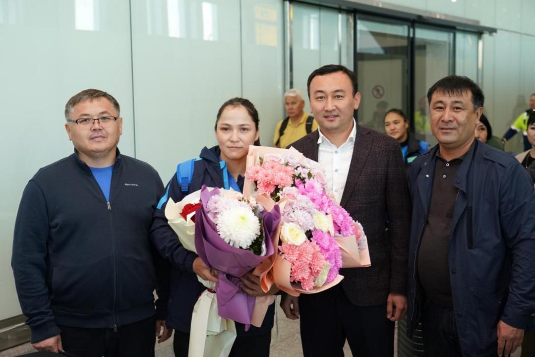 Әлем чемпионатының қола жүлдегері атанған Жәмилә Бақбергенова елге оралды