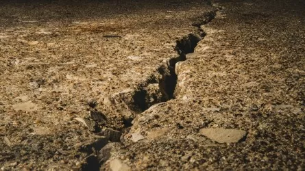 Второе за сегодня землетрясение зафиксировали сейсмологи Казахстана