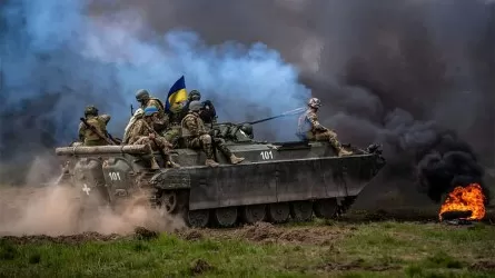 Украина өзінің контршабуылдарының баяулығын сынаушыларға «ауызды жабуға» кеңес берді