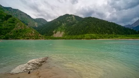 На один день больше отдохнут казахстанцы в октябре  