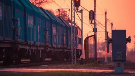 На 86% вырос объем грузоперевозок через Казахстан по железной дороге 