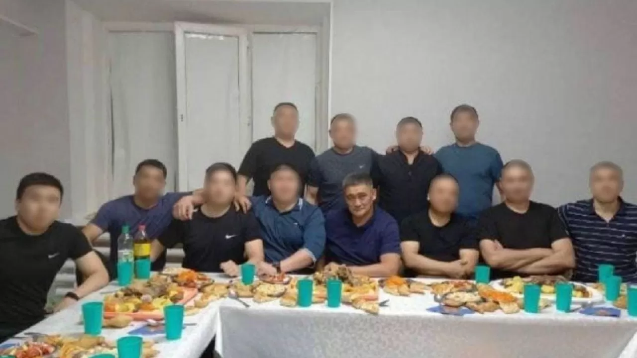 Серік Күдебаевтың түрмедегі суретіне байланысты қызметтік тергеу жүргізіледі