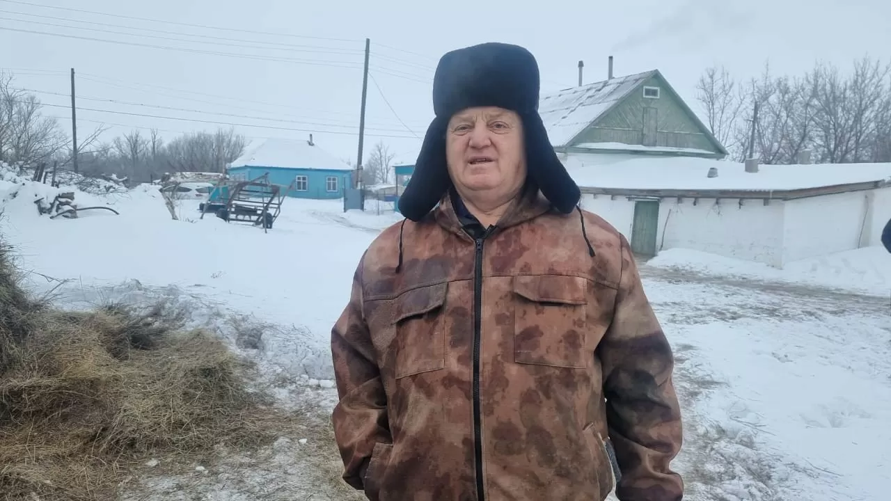 "Туған жерімді сағындым": Германиядан оралған зейнеткер мал ұстап, бақша салып отыр