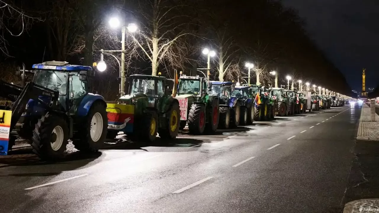 Неміс фермерлері бір апталық наразылық шерулерін бастады 