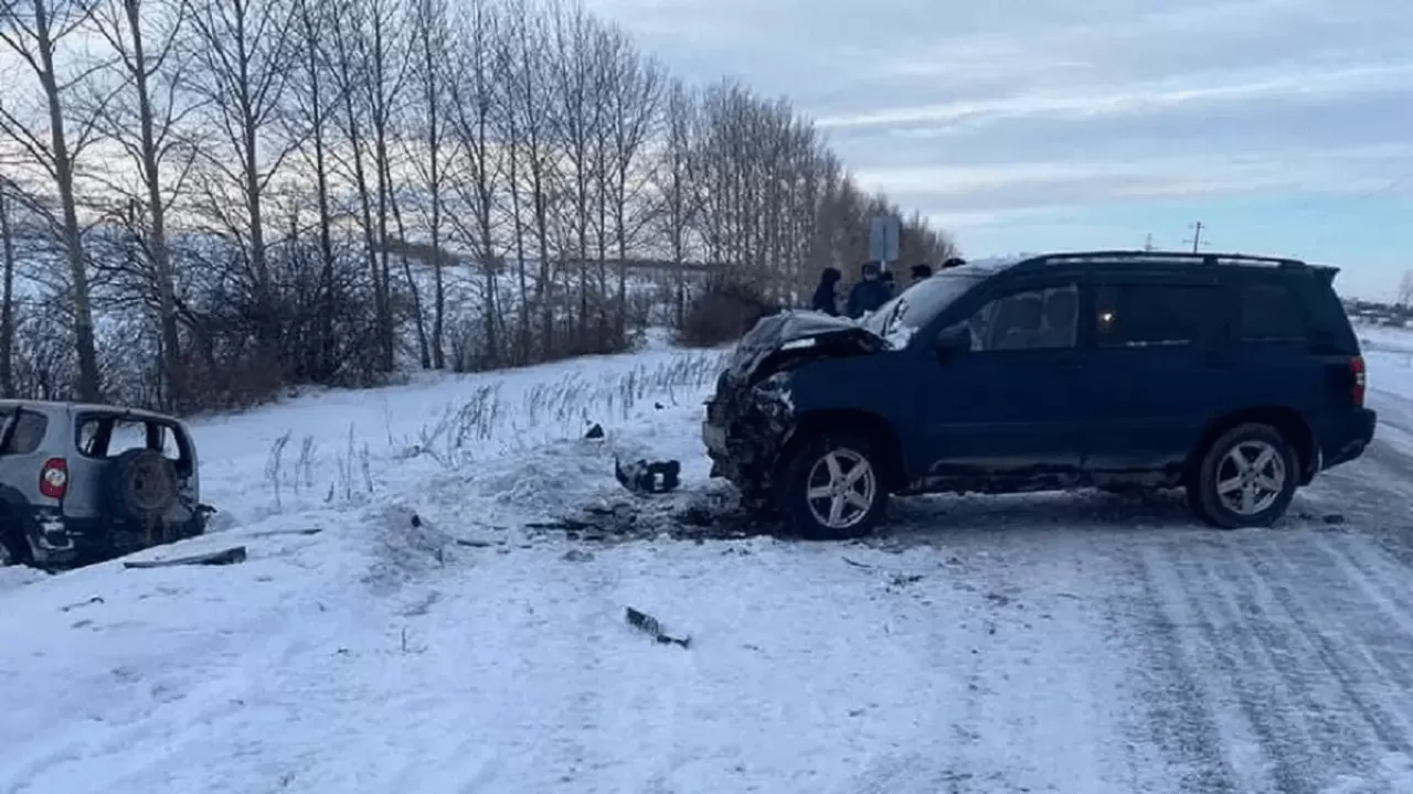 "Өскемен-Семей" тасжолында жол апатынан 2 адам көз жұмды