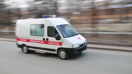 В Павлодарской области спасенный из огня ребенок скончался по дороге в больницу