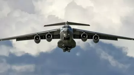 В России потерпел крушение военный самолет Ил-76