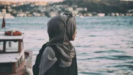 Ауғанстанда әйелдер хиджабты дұрыс кимегені үшін қамауға алынды 