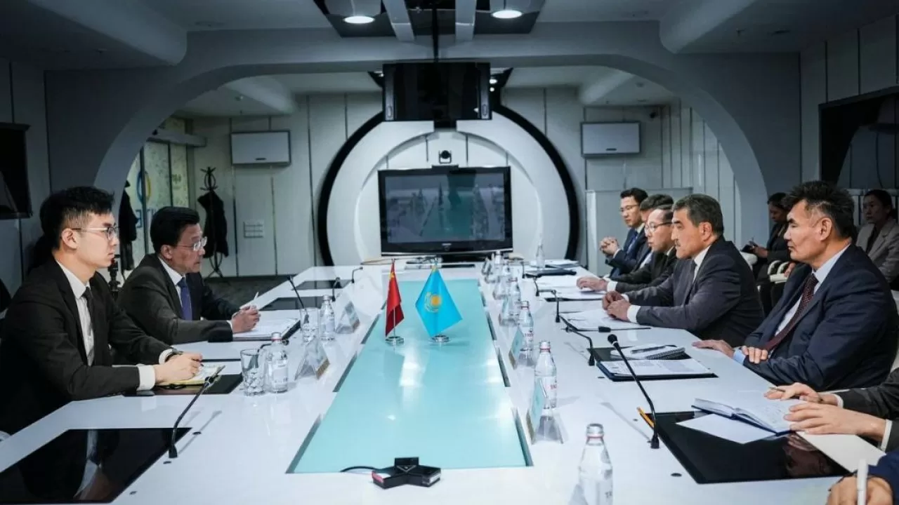 Вопросы вододеления трансграничных рек были затронуты на переговорах Казахстана и Китая 
