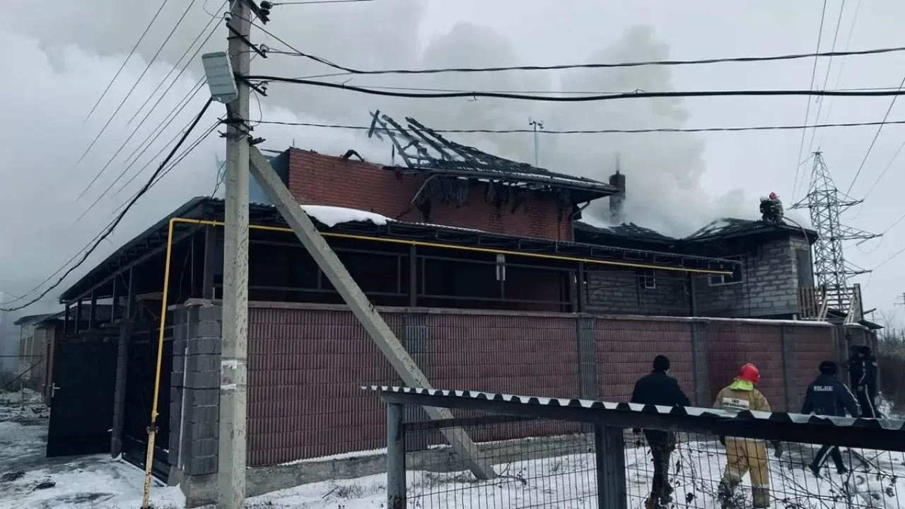 Шұғыл! Астанада жеке тұрғын үй өртеніп, төрт бала қаза тапты