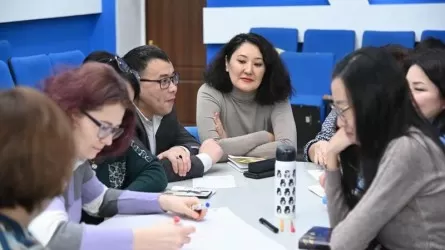 80 мыңнан астам педагог тегін біліктілікті арттыру курстарынан өтті 