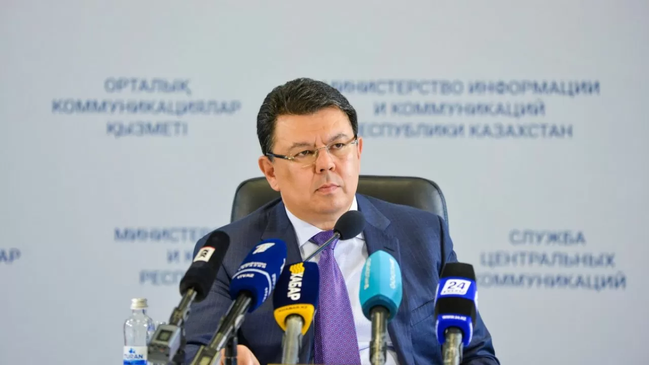 Қазақстанға ұшақ апатына байланысты ешқандай қысым жасалып жатқан жоқ – Қанат Бозымбаев