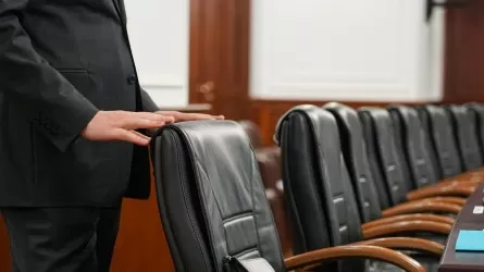 Енді жасанды интеллект әкімдердің кемшіліктерін әшкерелейді