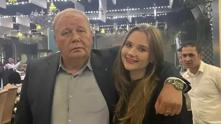 «Менің жүрегімде қаласыз»: Ұшақ апатынан қаза тапқан ұшқыштың қызы әкесі туралы жазба жариялады
