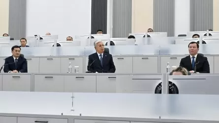 Президент Ақтөбенің жедел басқару орталығына барды