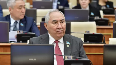 Жигули Дайрабаев елімізде жаңа банк құруды ұсынды