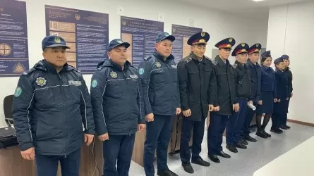 Полицейские Астаны проводят поквартирный обход