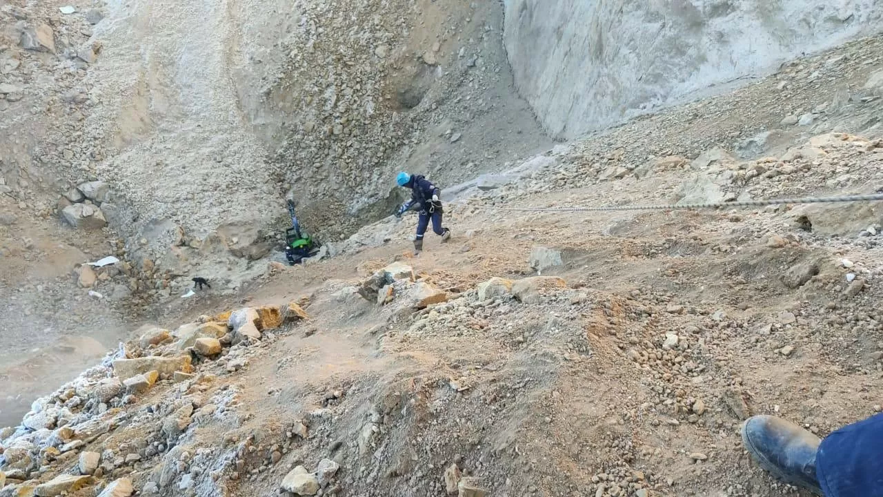 Майқайыңда жер астында қалғандарды іздеп жатқан құтқарушылардың өздеріне қауіп төніп тұр