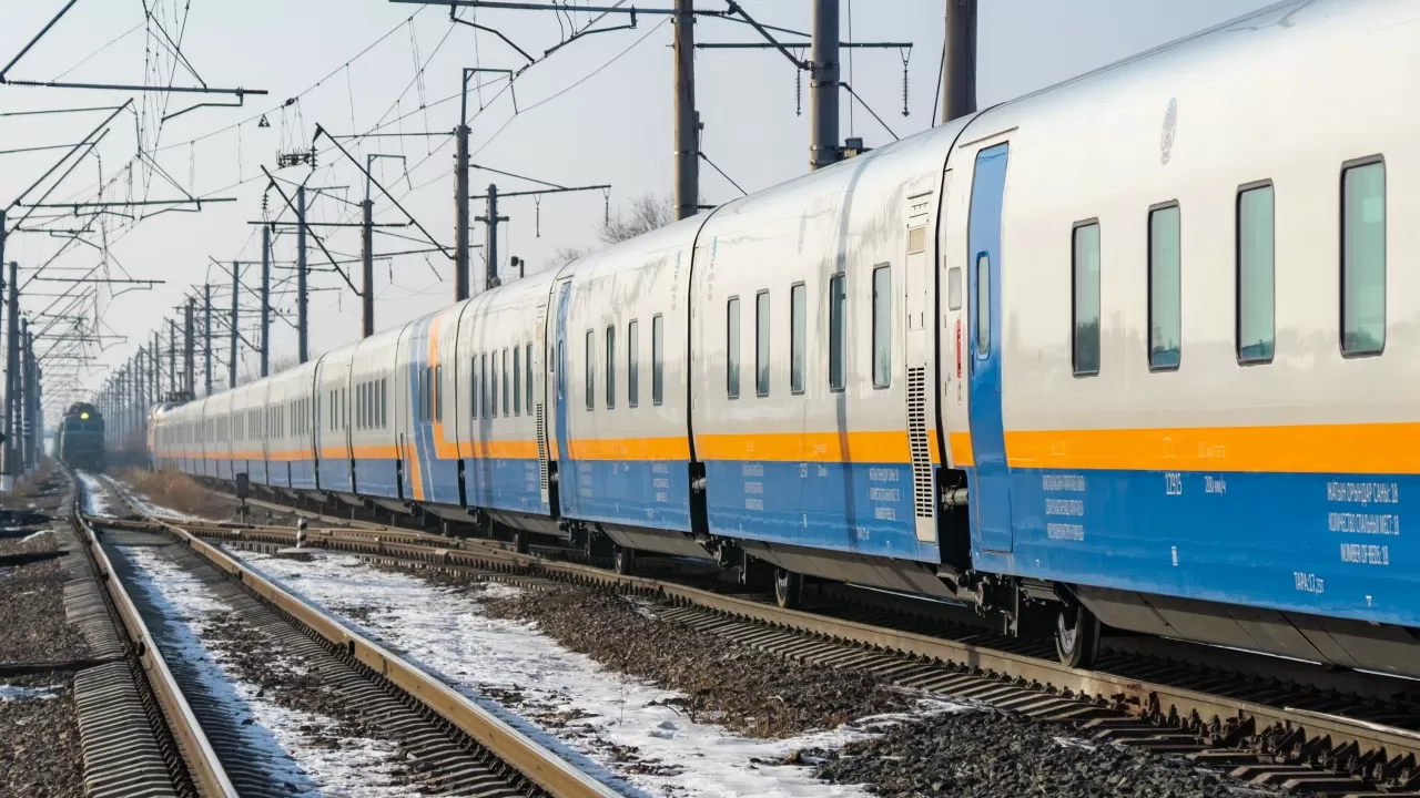 Бірыңғай уақыт белдеуіне байланысты ұшақтар мен пойыздардың кестесі өзгереді