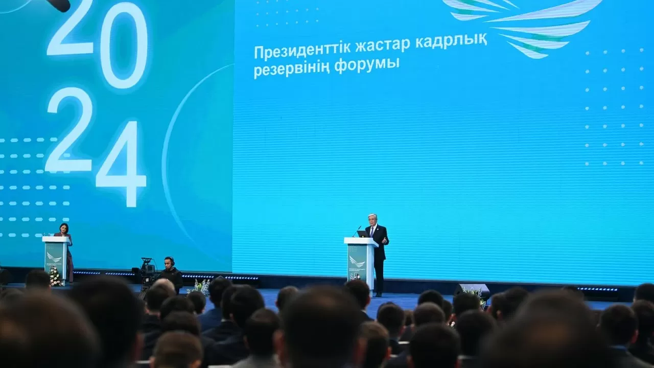 Тоқаев: Жастарымызға қолдау білдіру үшін қолдан келгеннің бәрін жасаймын