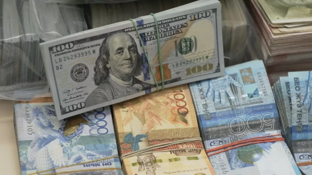 1 млн теңге жалақы алу үшін қай салада қызмет ету керек?