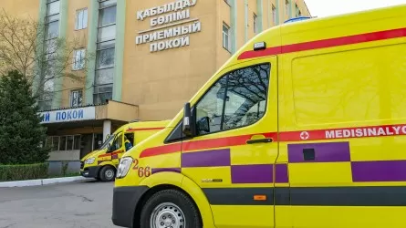 17 человек пострадали в Алматы в результате ДТП с участием автобусов