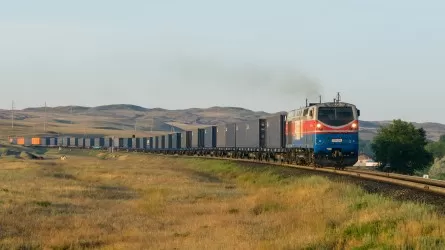 Объем железнодорожных перевозок между Казахстаном и Китаем достиг рекорда