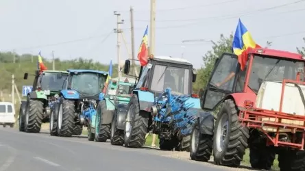 Фермеры в Болгарии перекрывают дороги сельхозтехникой