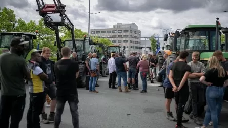 Протестующие фермеры в Испании блокировали движение на главных автомагистралях