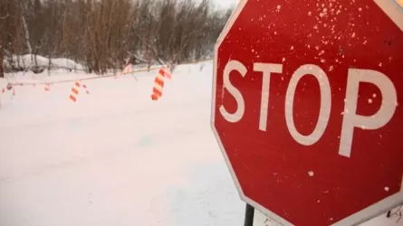 Непогода в Казахстане привела к ограничению движения в 12 областях