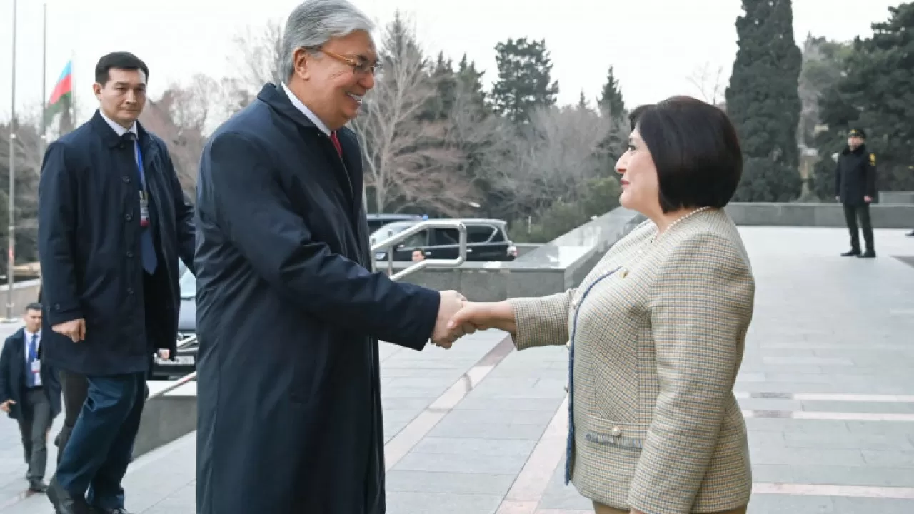 Тоқаев Әзербайжан Милли Мәжілісінің төрағасы Сагиба Гафаровамен келіссөз жүргізді