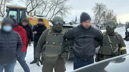 Двое мужчин пытались построить криминальную "крышу" над бизнесом в Бурабае 