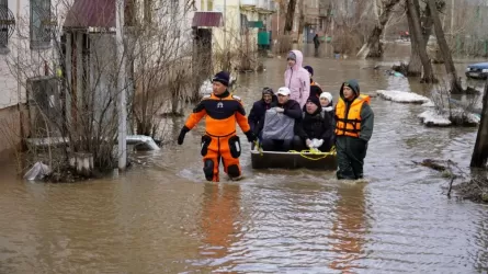 Масштабная эвакуация: в Казахстане спасены более 12 тыс. человек