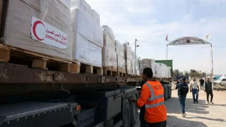 В секторе Газа разгрузили первое судно с гуманитарной помощью