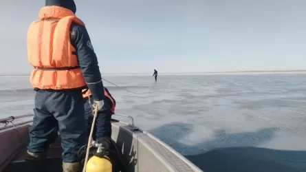 Тела утонувших рыбаков подняли из водоема в Павлодарской области
