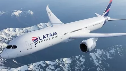 Жолаушы толы Boeing ұшағы 100 метрге «құлап», 50-ден аса адам зардап шекті
