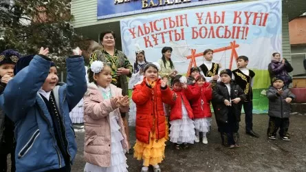 В день Амал мейрамы оставшиеся без родителей дети получили восхитительный праздник