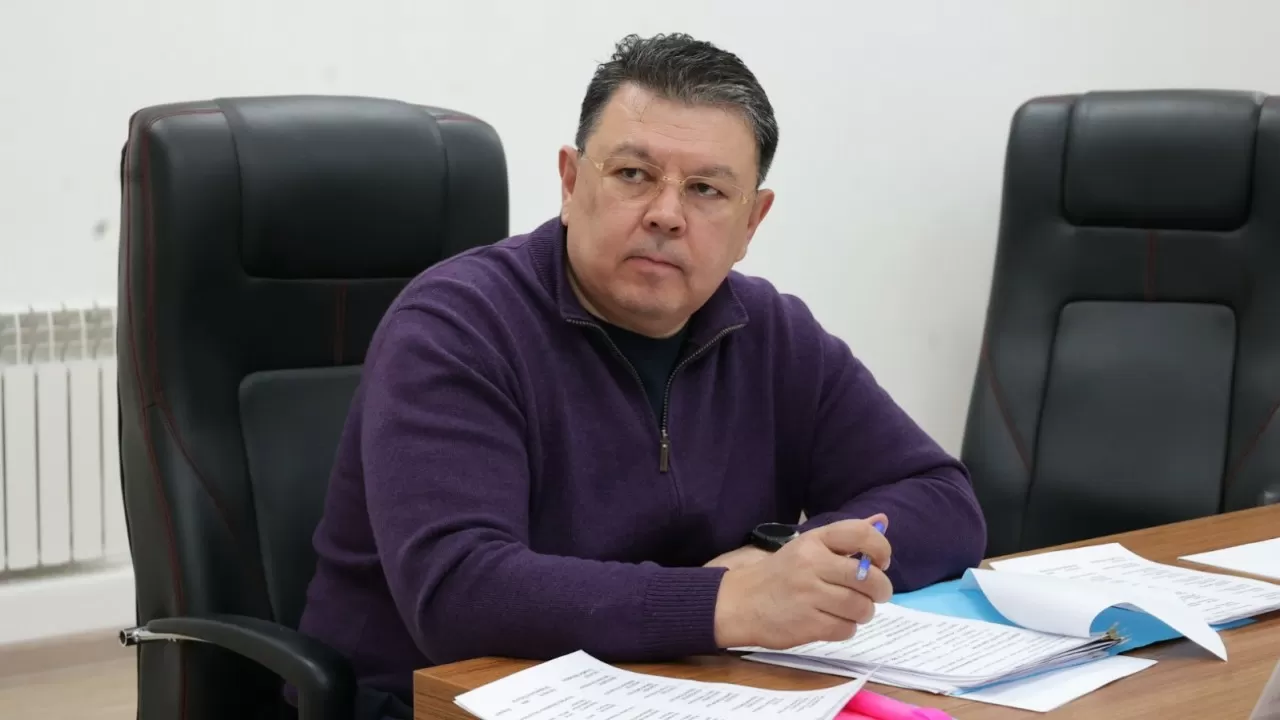Атырау қаласын су тасқынынан қорғаудың шұғыл жоспары талқыланды