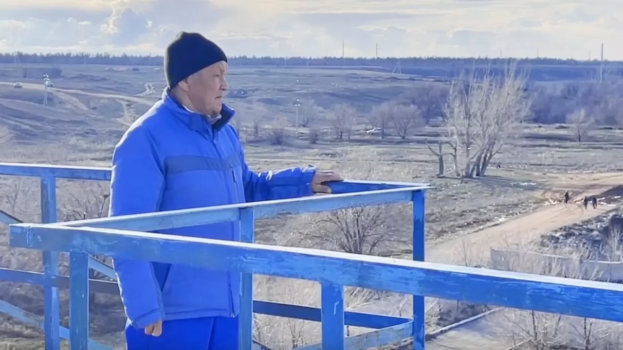 Ақтөбелік краншы зейнеткер туған қаласын төтенше жағдайдан шығаруға көмектесті