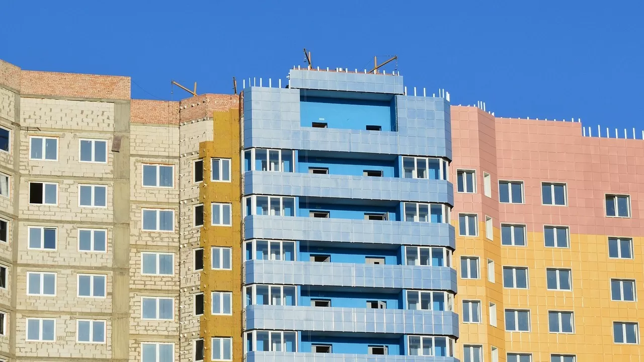 Затраты на строительство среднего "квадрата" жилья вновь выросли в Казахстане  