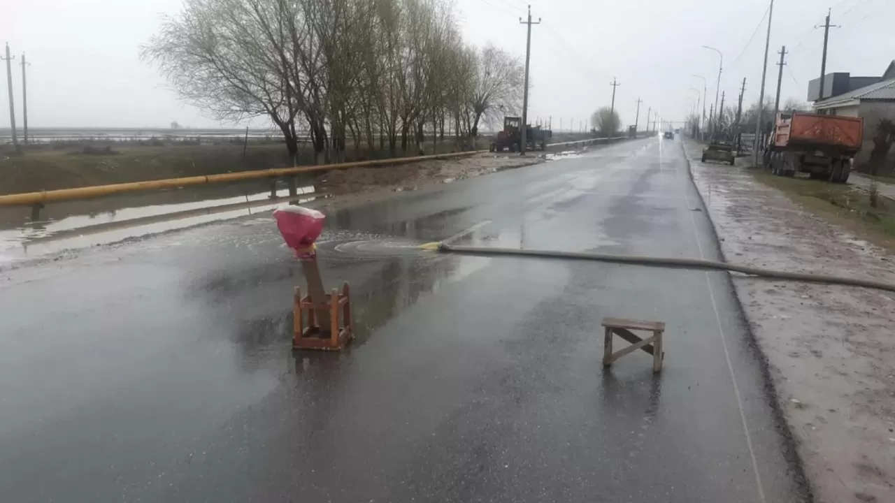 Республикалық маңызы бар 11 жолда көлік қозғалысы шектелді