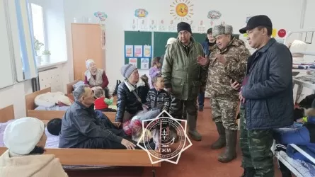 Около двух тысяч детей в Казахстане находятся в пунктах временного размещения из-за паводков