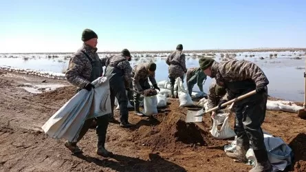 Паводок и потопы в Казахстане – кто виноват: халатность в регионах – акимов уволить?