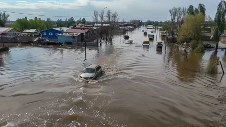 Более 700 силовиков активно помогают в борьбе с паводковой угрозой в Костанайской области