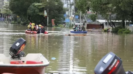 Қытайда қатты нөсер салдарынан 4 адам қаза тауып, 10 адам із-түзсіз жоғалды