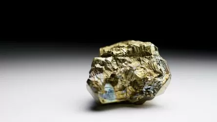 На сколько Казахстану хватит запасов золота  