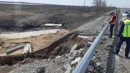 Новый участок трассы республиканского значения смыло водой в Костанайской области