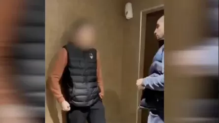 Алматыда жас жігітті аяусыз соққыға жыққан адам ұсталды